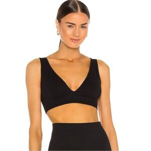 WeWoreWhat Revolve V-Neck Bra Top in Jet Black Circular Knit Size XS NWT